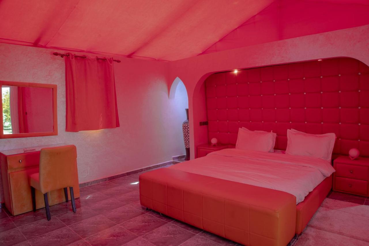 Jnanat Aicha Guesthouse Wawizelte Esterno foto