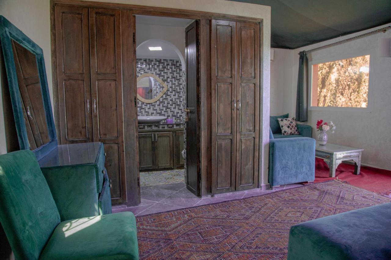 Jnanat Aicha Guesthouse Wawizelte Esterno foto