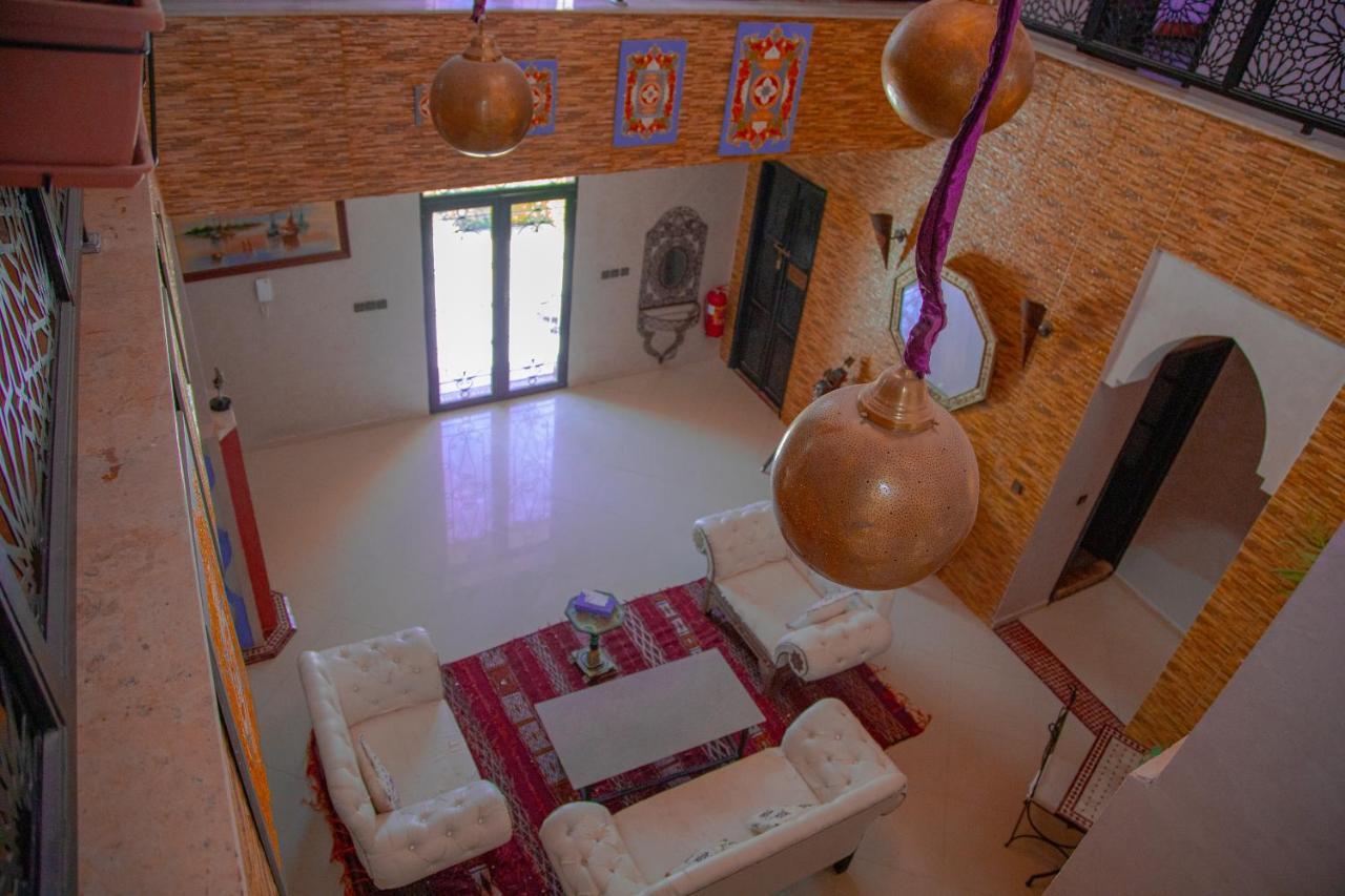 Jnanat Aicha Guesthouse Wawizelte Esterno foto