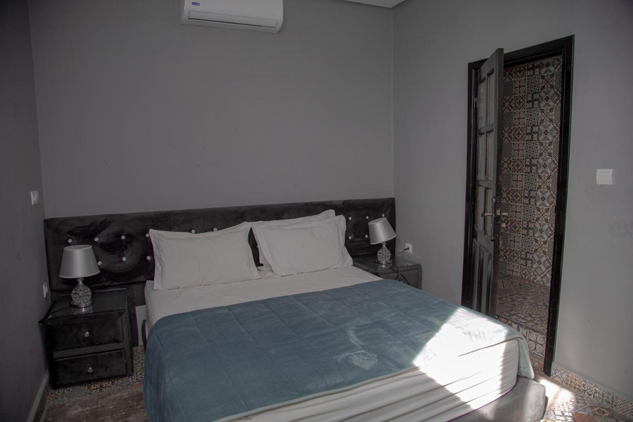 Jnanat Aicha Guesthouse Wawizelte Esterno foto
