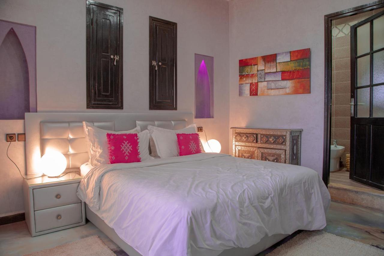 Jnanat Aicha Guesthouse Wawizelte Esterno foto