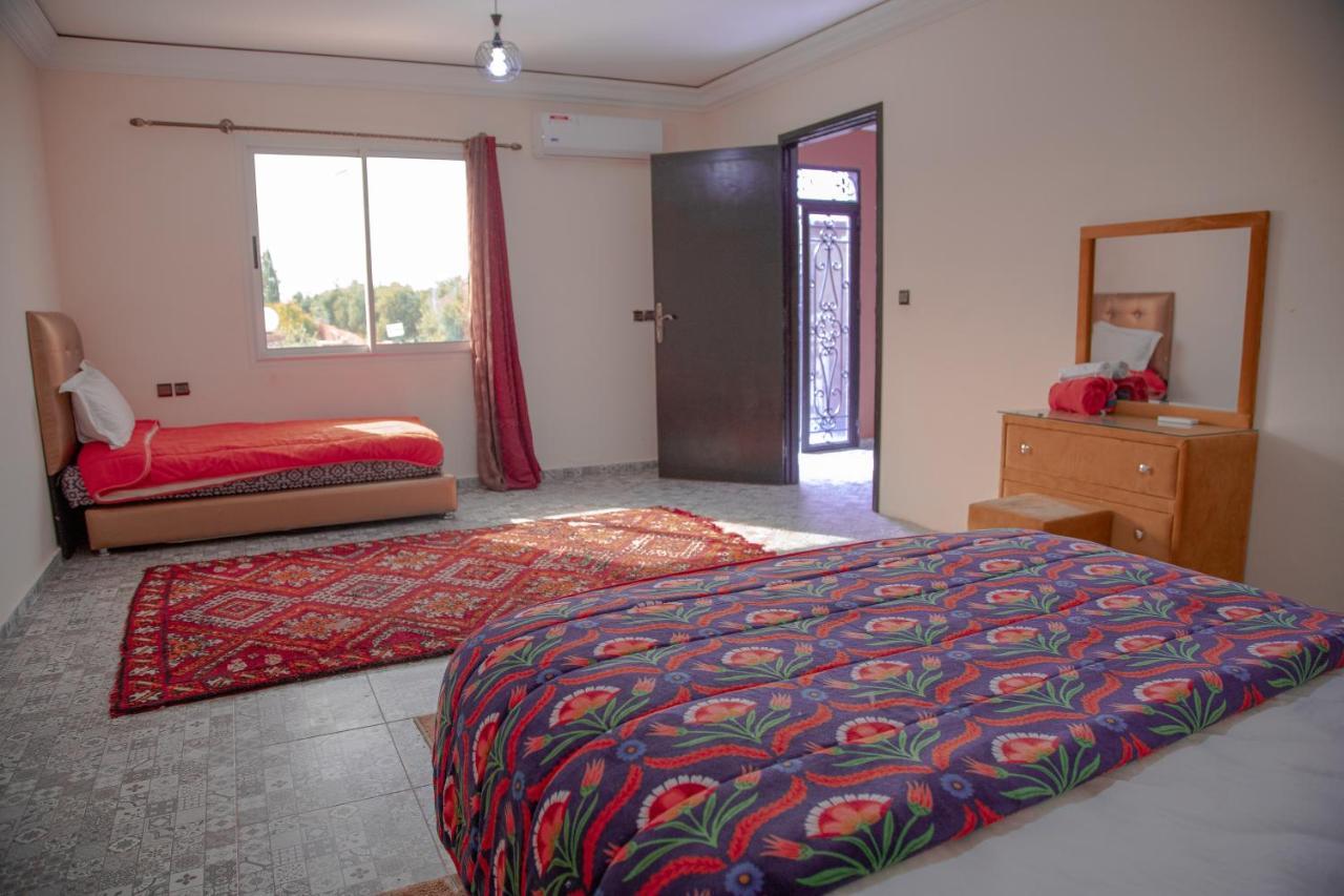Jnanat Aicha Guesthouse Wawizelte Esterno foto