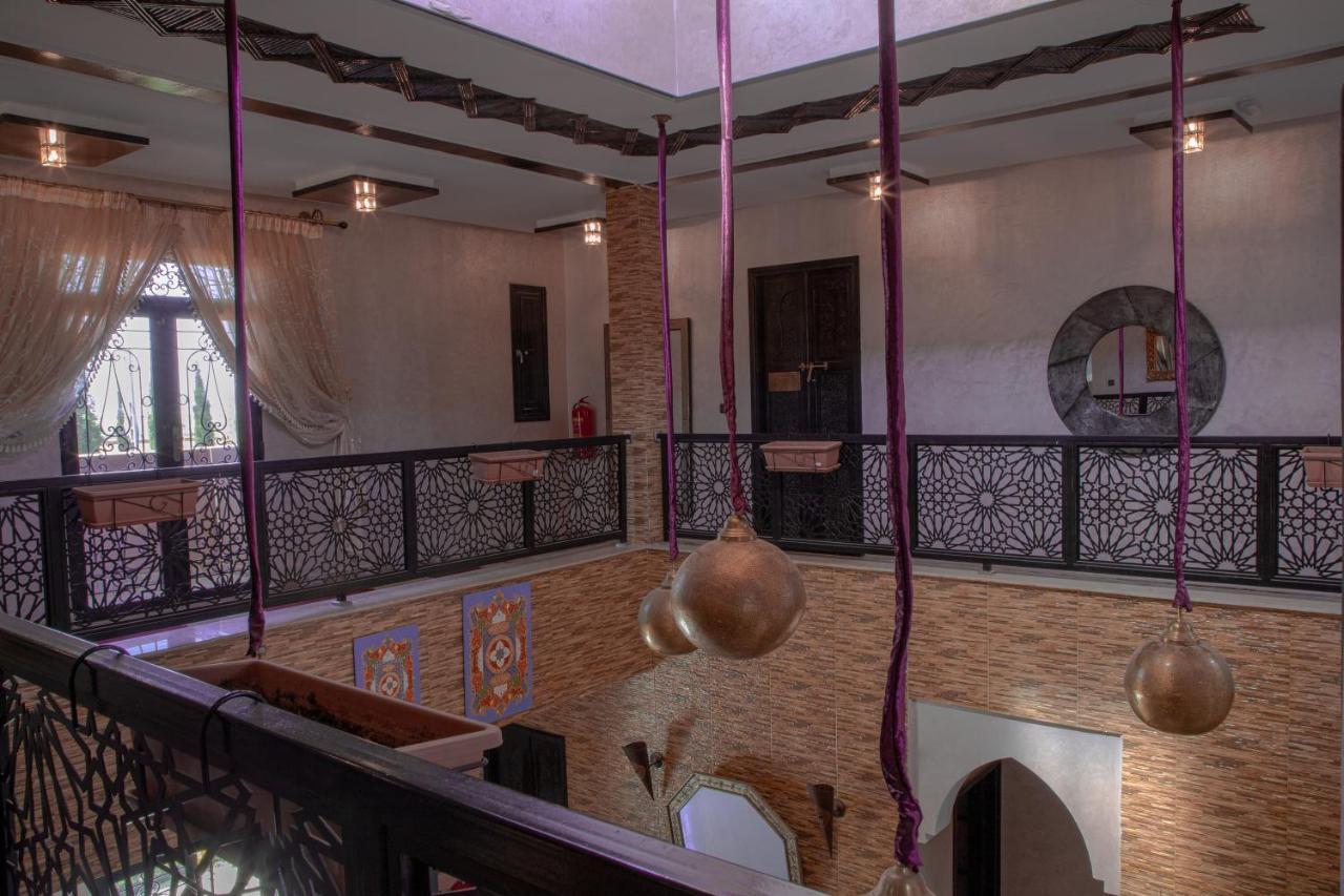 Jnanat Aicha Guesthouse Wawizelte Esterno foto