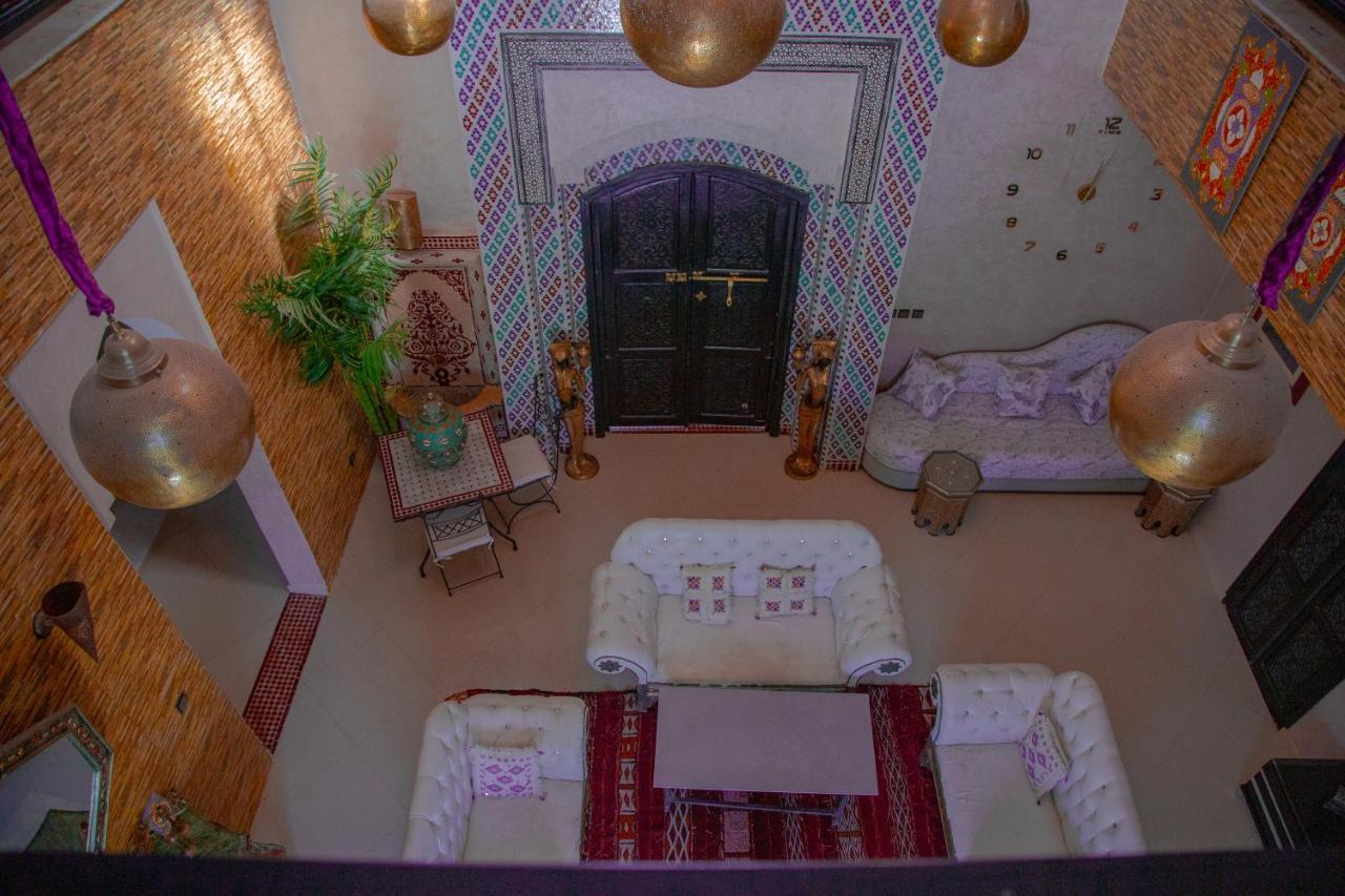 Jnanat Aicha Guesthouse Wawizelte Esterno foto