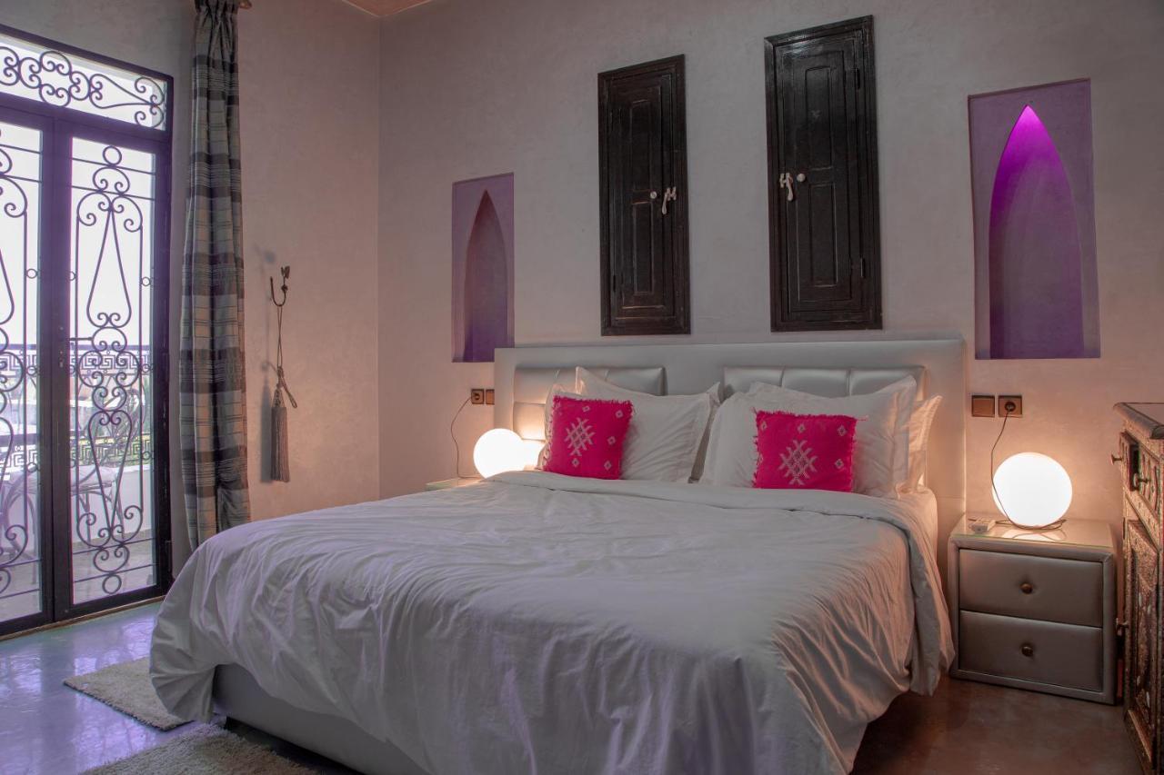 Jnanat Aicha Guesthouse Wawizelte Esterno foto