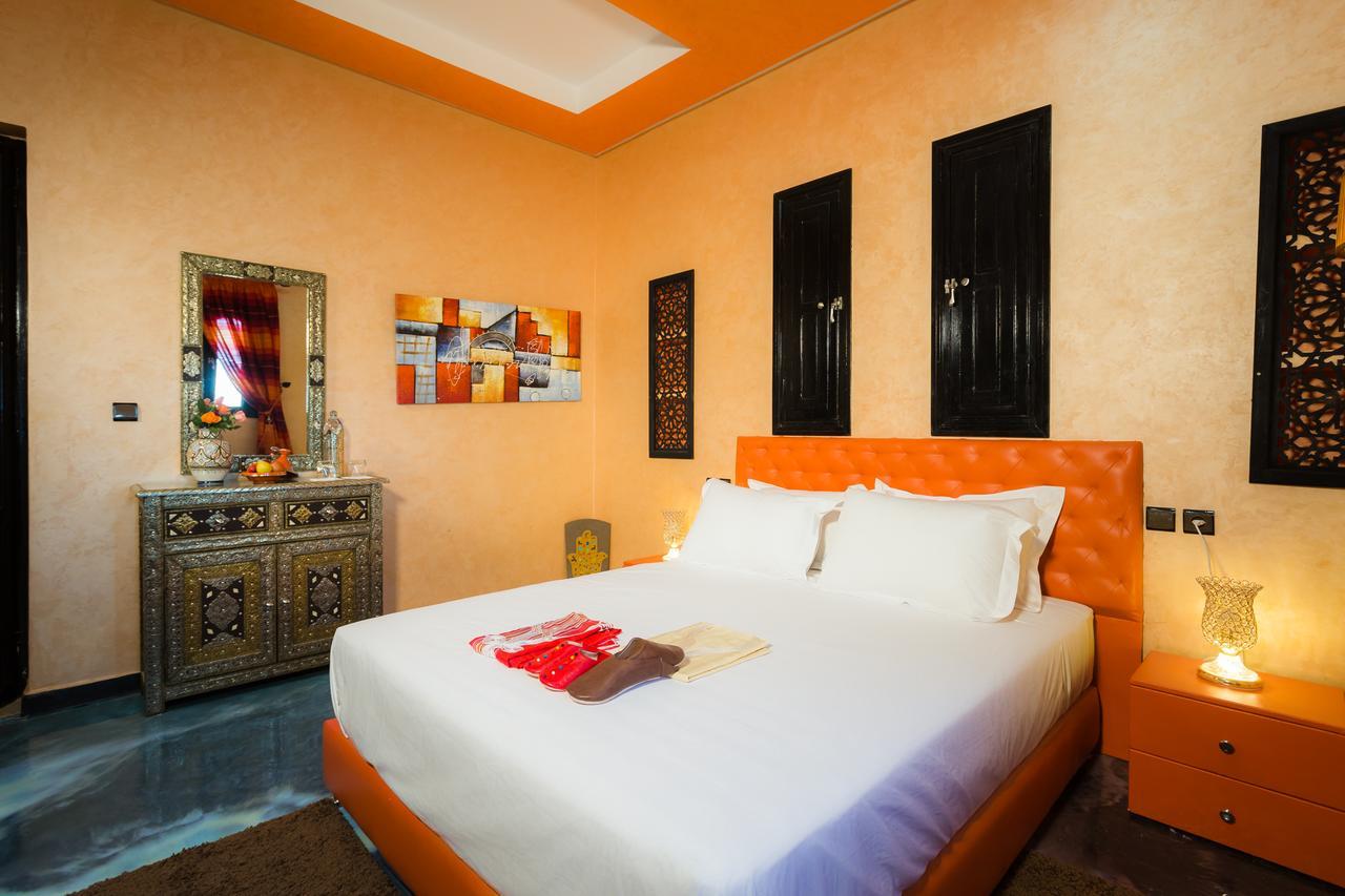 Jnanat Aicha Guesthouse Wawizelte Esterno foto
